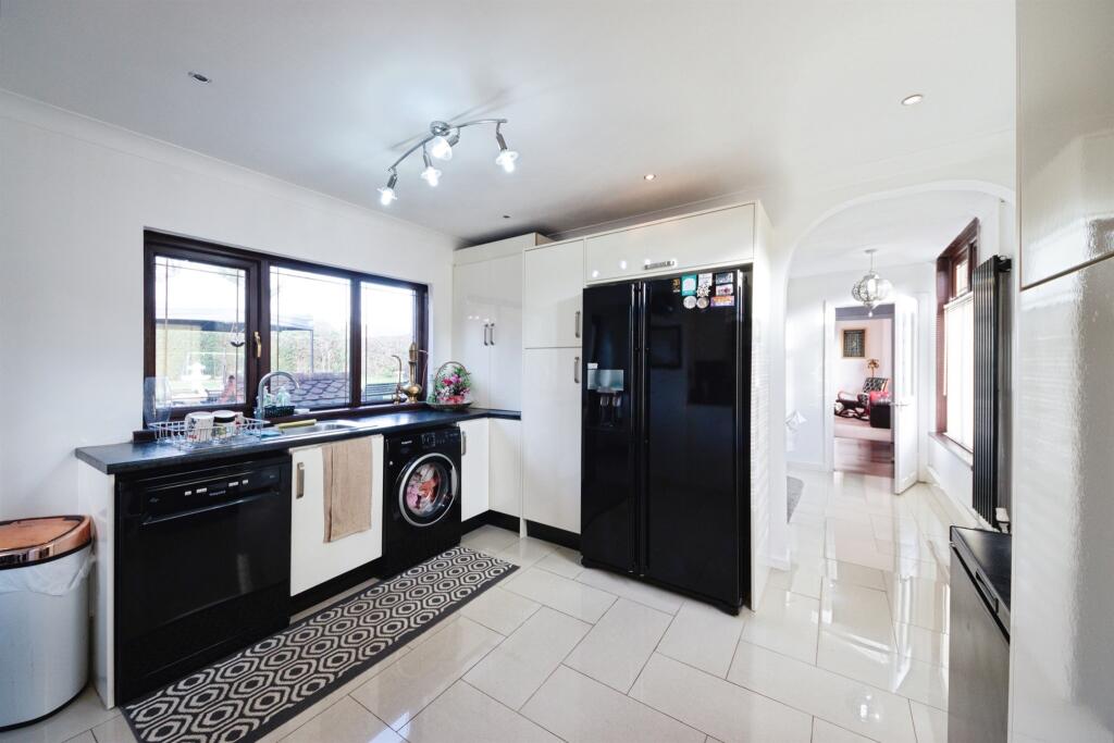 Additional image 4 of Haslucks Green Road, Shirley, Solihull