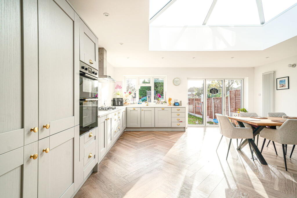 Additional image 5 of Cropthorne Road, Shirley