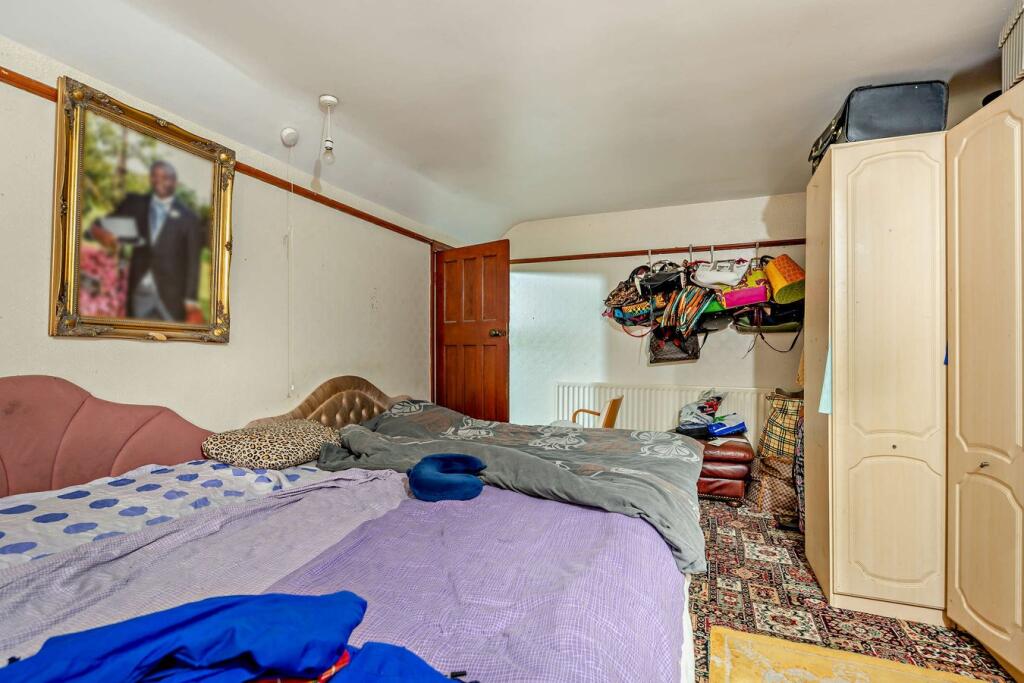 Additional image 16 of Joinings Bank, Oldbury, B68