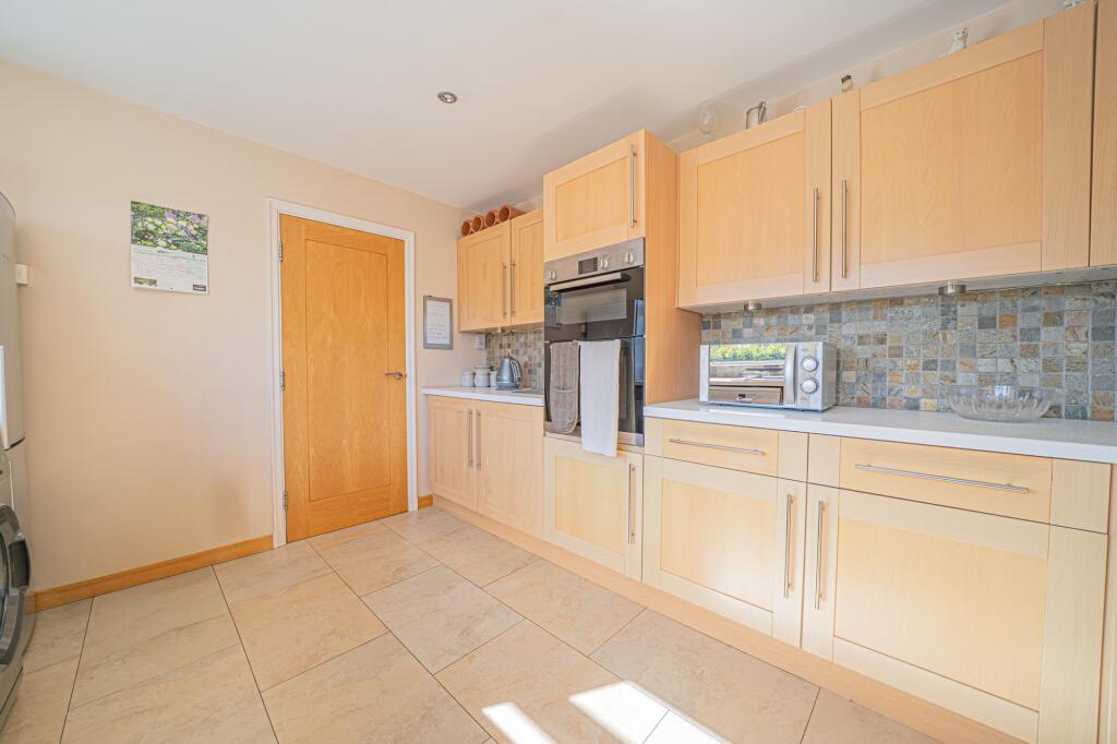 Additional image 3 of Hampton Lane, Woodlawn Hampton Lane, B91