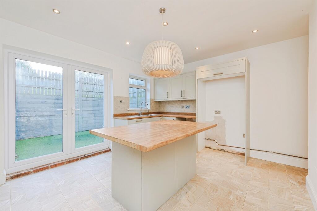 Additional image 4 of Fairfields Hill, Polesworth, Tamworth