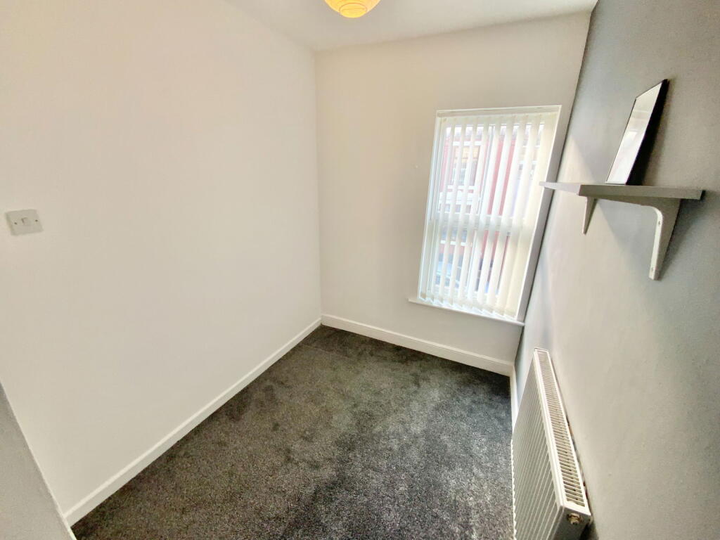 Additional image 9 of CRADLEY HEATH, Compton Road