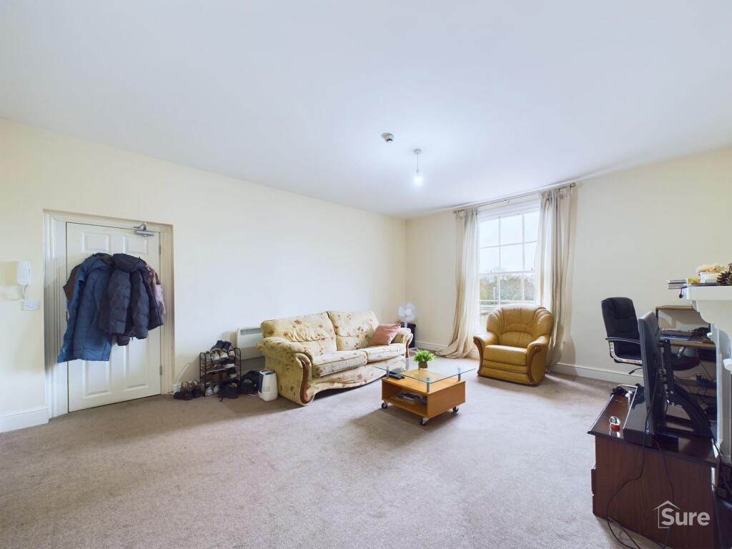 Additional image 6 of Lichfield Street, Tamworth, B79