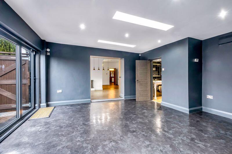 Additional image 14 of Monmouth Drive, Sutton Coldfield, B73 6JJ