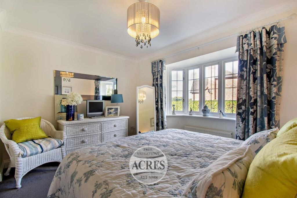 Additional image 23 of Newick Avenue, Little Aston Park