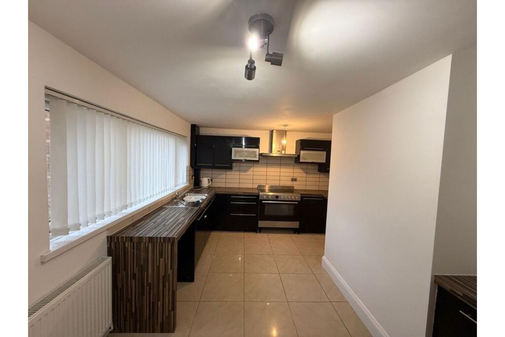 Additional image 6 of Broadfield Close, West Bromwich, B71