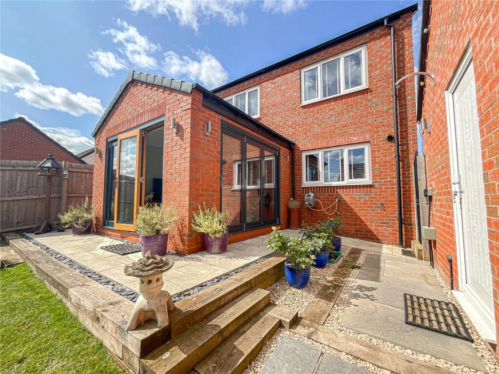 Additional image 35 of Meadow Way, Tamworth, Staffordshire, B79