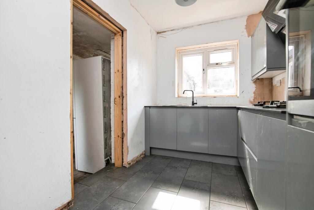 Additional image 6 of Queensway, Oldbury, B68