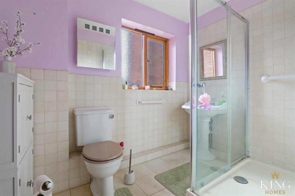 Additional image 23 of Holt Road, Studley