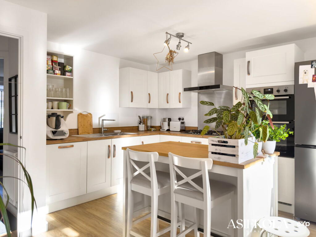 Additional image 3 of Battalion Drive, Sutton Coldfield, B75 7DN