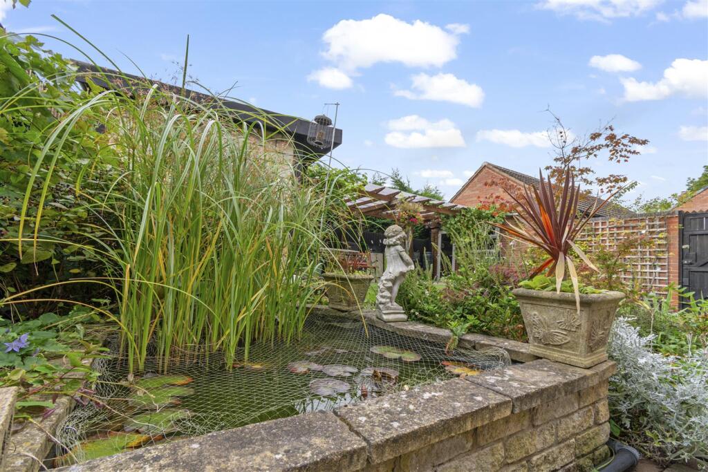 Additional image 23 of Vixen Close, Sutton Coldfield