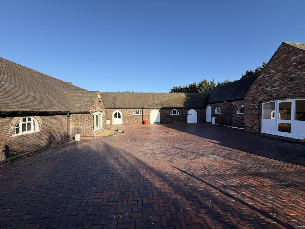 Additional image 9 of The Courtyard, Bodymoor Green Farm, Kingsbury, B78 2DZ