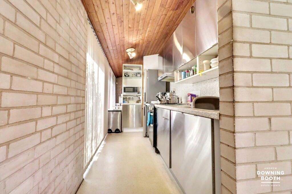 Additional image 10 of Chiptop, Park Lane, Bonehill, B78 3HY