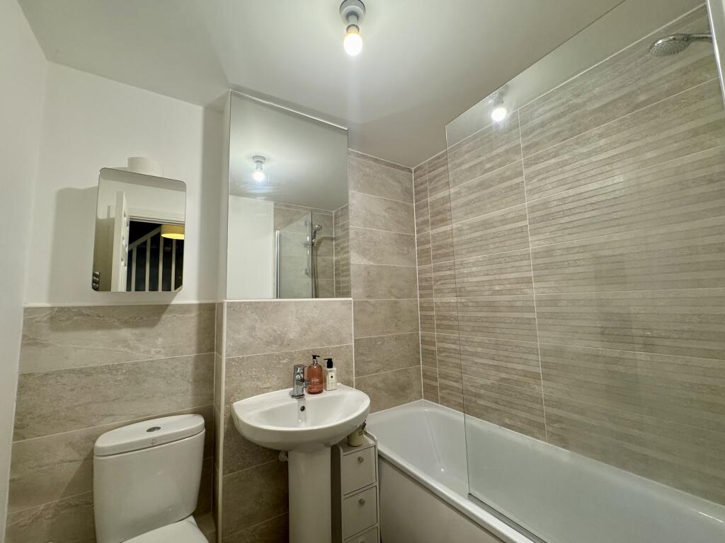 Additional image 14 of New Meadow Close, Dickens Heath, Solihull, B90