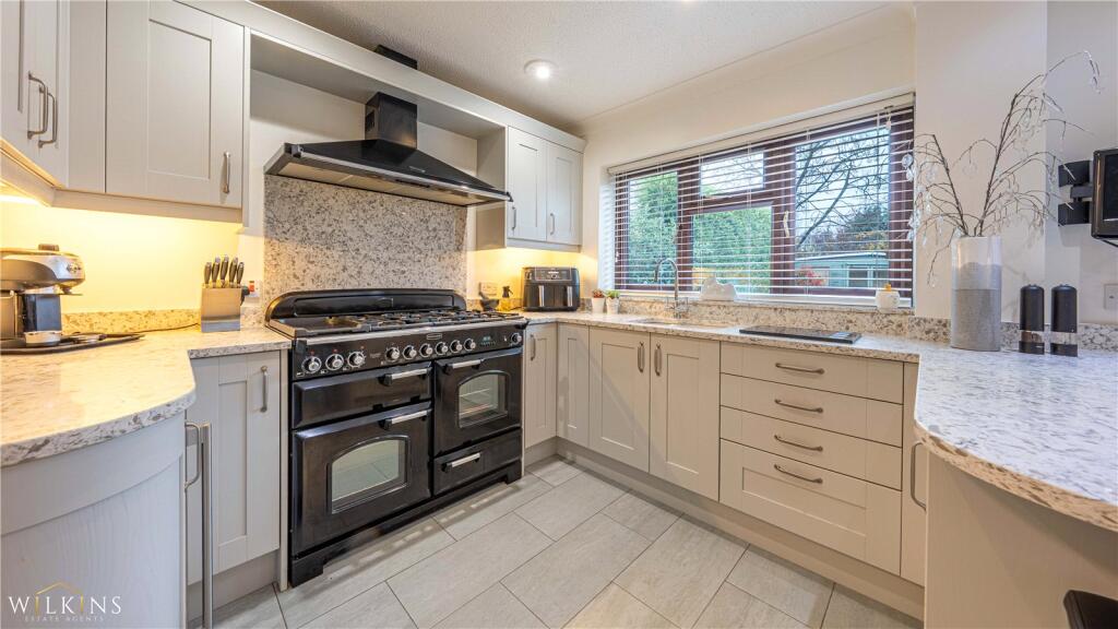 Additional image 4 of Longleat, Tamworth, Staffordshire, B79