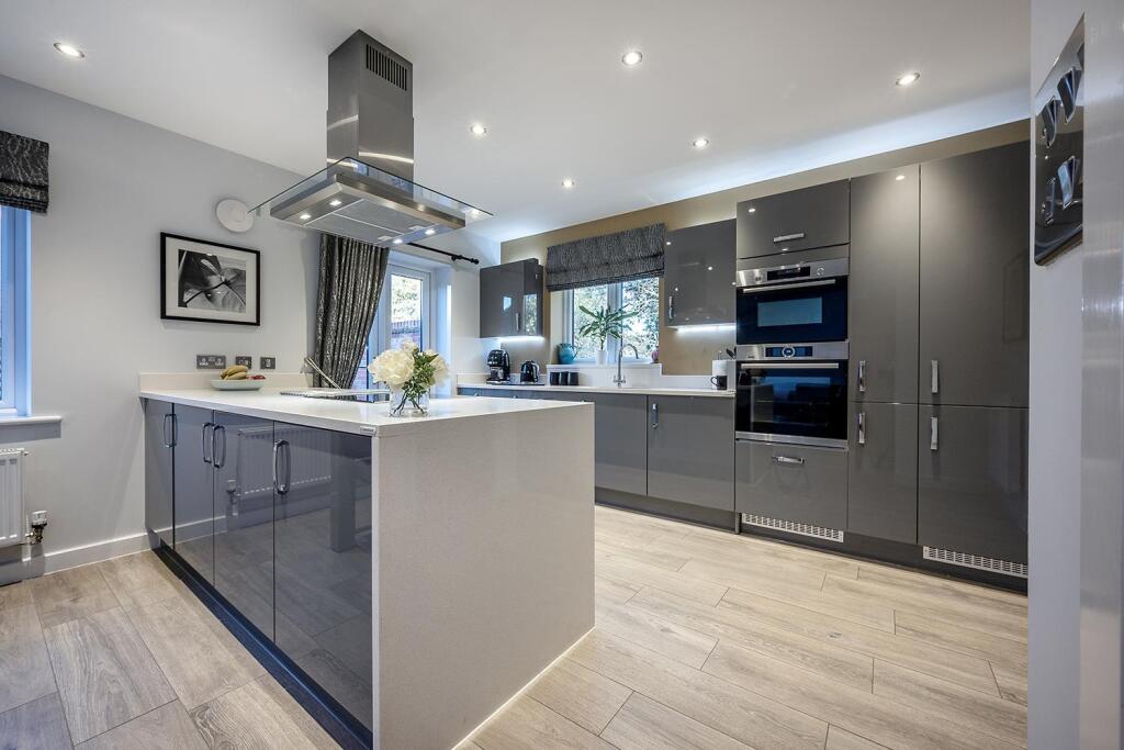 Additional image 3 of Pettifer Close, Blythe Valley, Solihull
