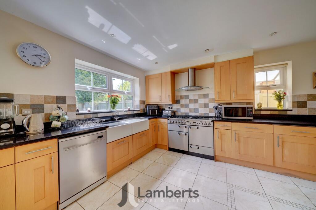 Additional image 8 of Johns Close, Studley, B80