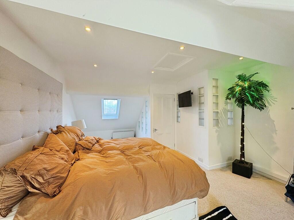 Additional image 10 of Woodland Grove, Yeovil