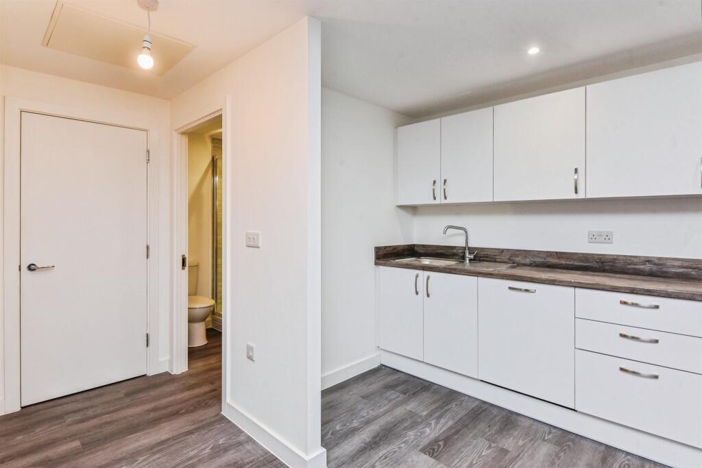 Additional image 11 of Vallis Road, Frome