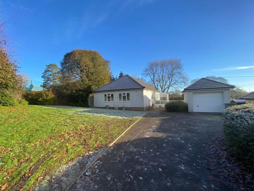 Bath Road, Frome, BA11