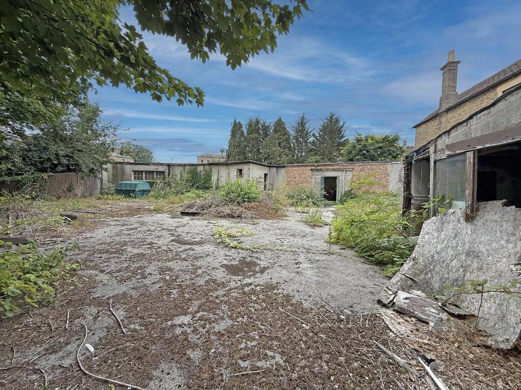 Additional image 6 of The Corner Bed Company, Christchurch Street West, Frome, BA11 1EB