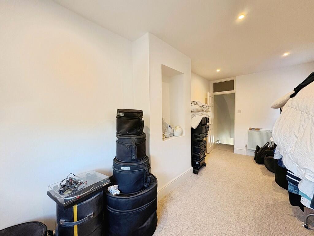 Additional image 15 of Woodland Grove, Yeovil