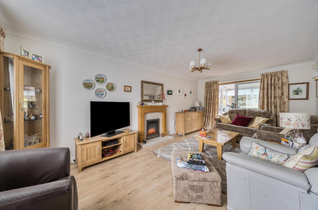 Additional image 20 of Chestnut Drive, Yeovil, Somerset, BA20