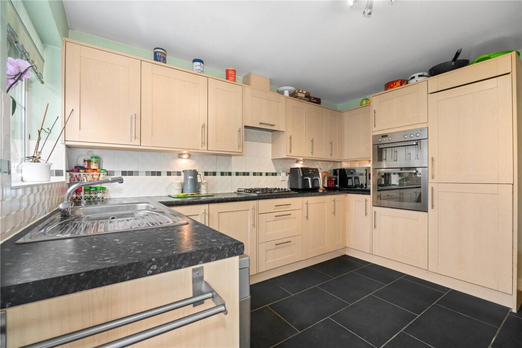 Additional image 5 of Bashkir Road, Westbury