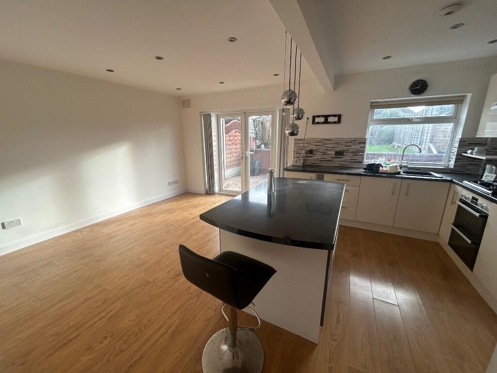 Additional image 5 of Victor Road, Solihull, West Midlands, B92 9DJ