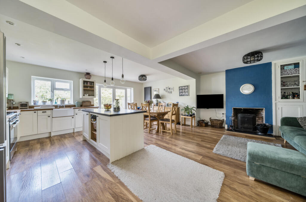 Additional image 4 of West Coker Road, Yeovil, Somerset, BA20