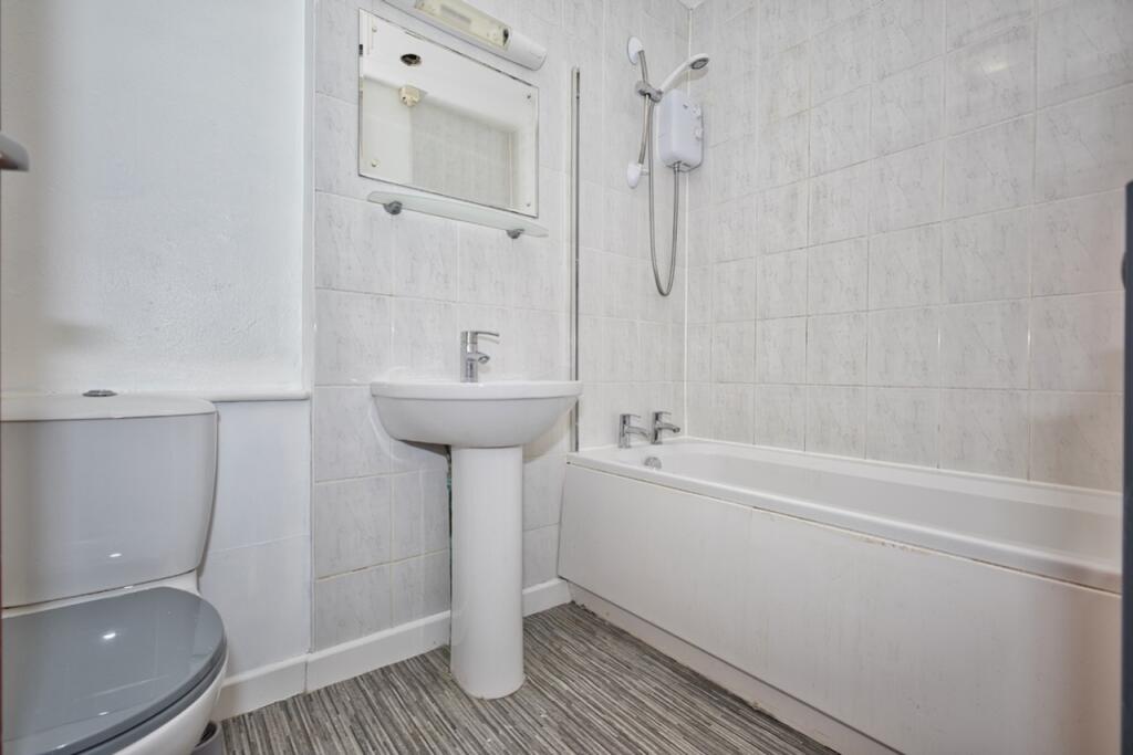 Additional image 9 of West End, Street