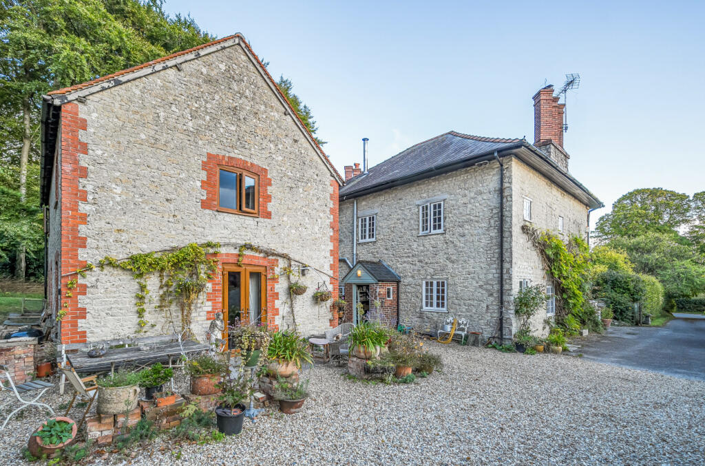 Additional image 10 of Castle Street, Mere, Wiltshire, BA12