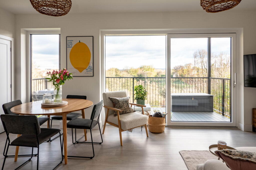 Additional image 3 of Writers Close, Frome, BA11 1NL