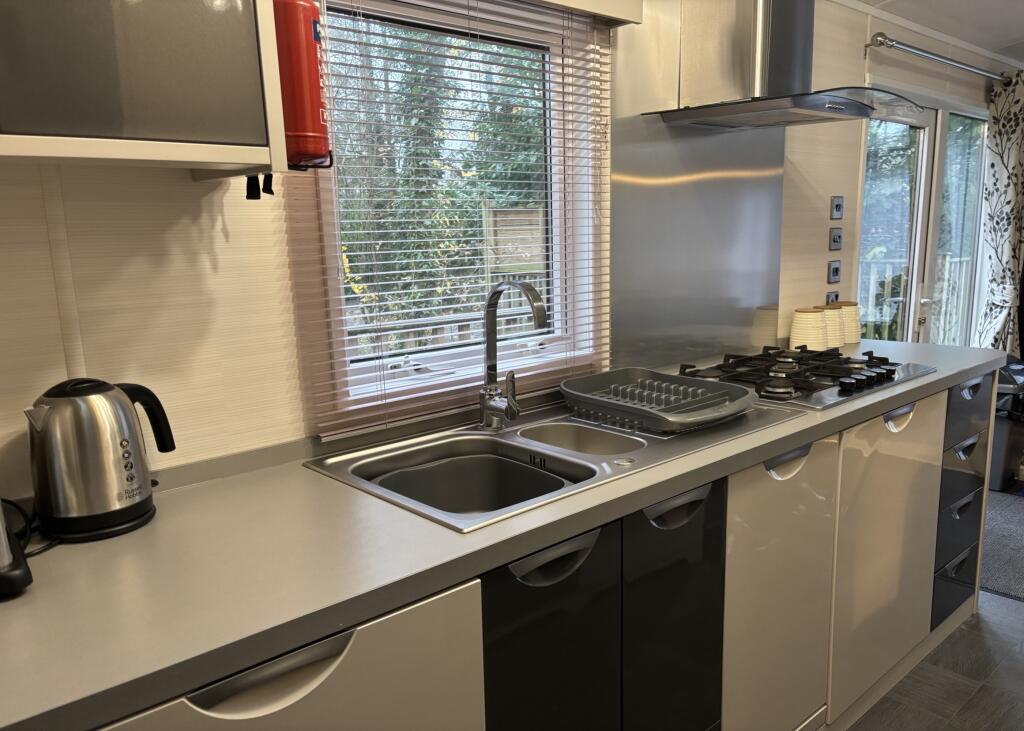 Additional image 5 of Carnaby Stamford, Brokerswood Holiday Park, Westbury, Longleat , Wiltshire, BA13 4EH