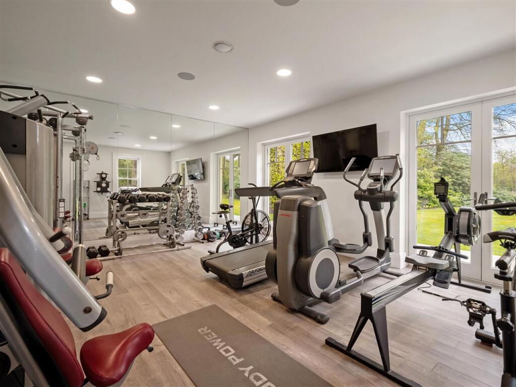 Additional image 18 of Earlswood Court, Leafy Lane, Solihull