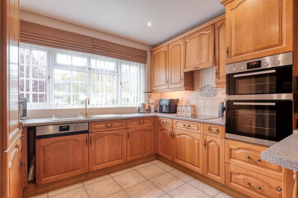 Additional image 7 of Copt Heath Drive, Knowle, B93