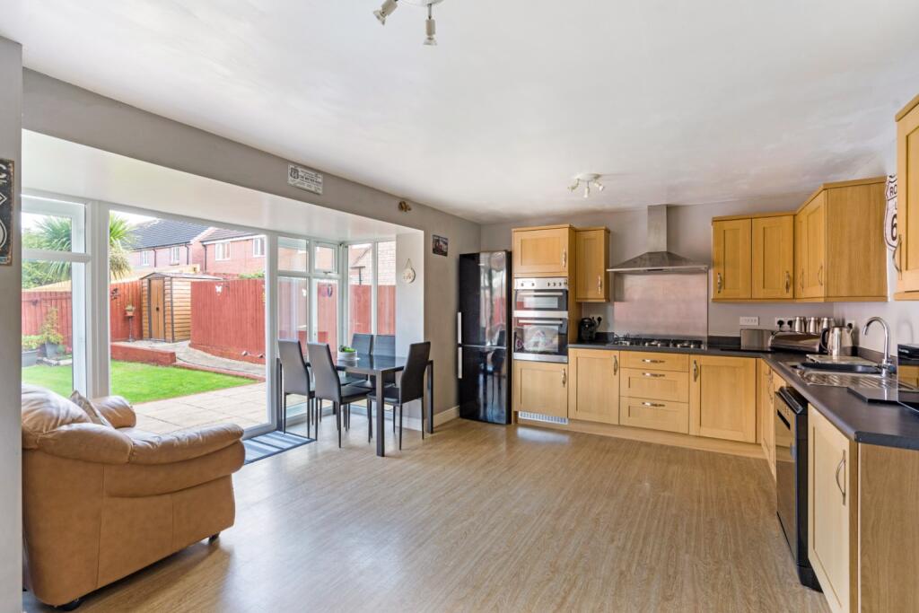 Additional image 4 of Fowen Close, Street