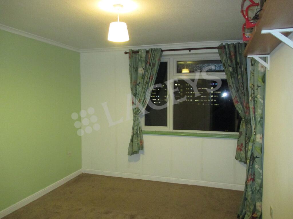 Additional image 6 of Flat 13, Blackdown House, Sparrow Road, Yeovil, Somerset, BA21 4BT