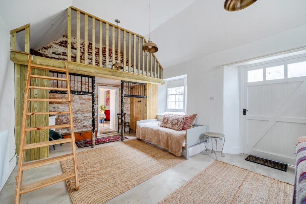 Additional image 5 of High Street Codford BA12