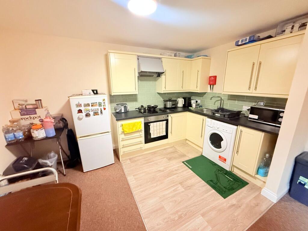 Additional image 6 of 8 Sherborne Road, Yeovil, BA21