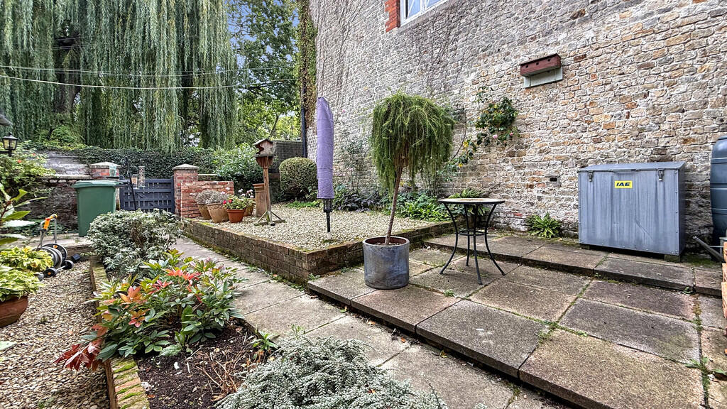 Additional image 13 of Vicarage Street, Warminster