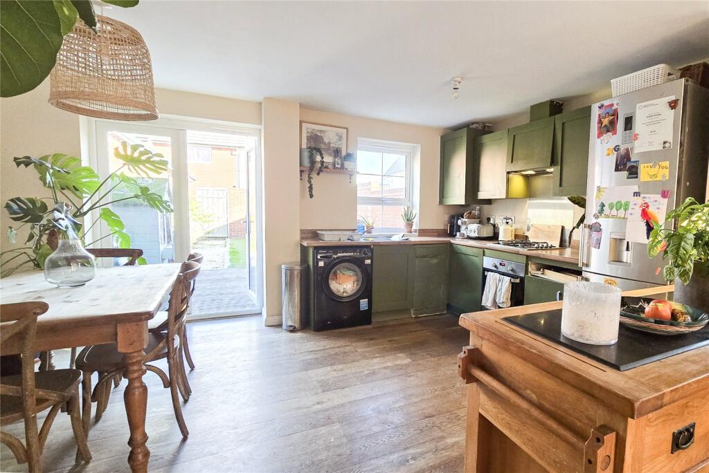 Additional image 7 of Gilhespy Way, Westbury