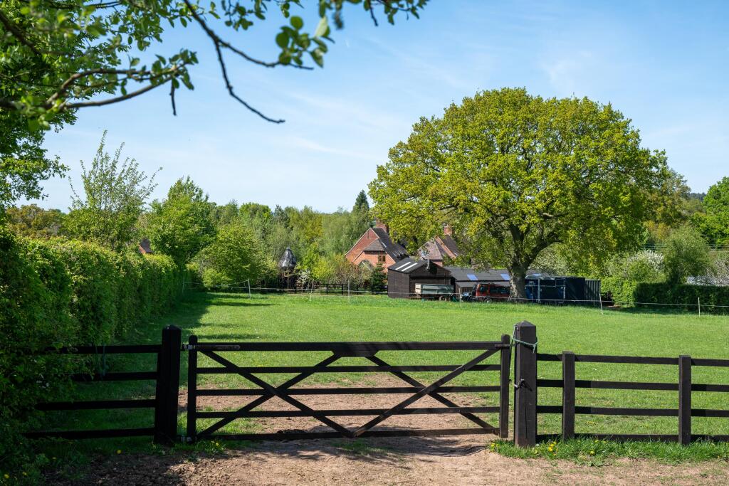 Additional image 18 of The Crescent, Salters Lane, Wootton Wawen, Henley-in-Arden, Warwickshire, B95