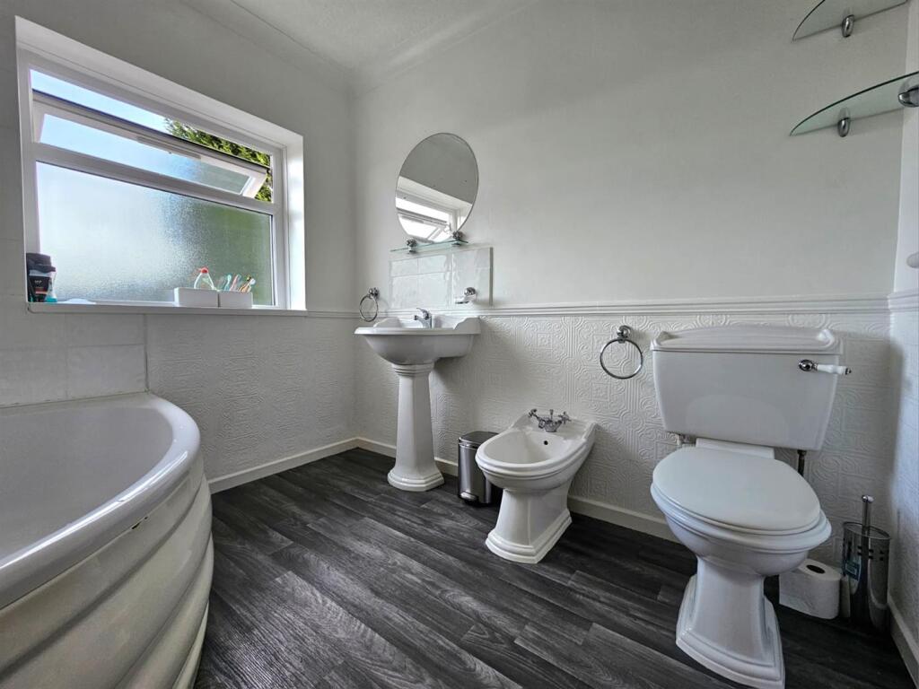 Additional image 25 of Leam Crescent, Solihull