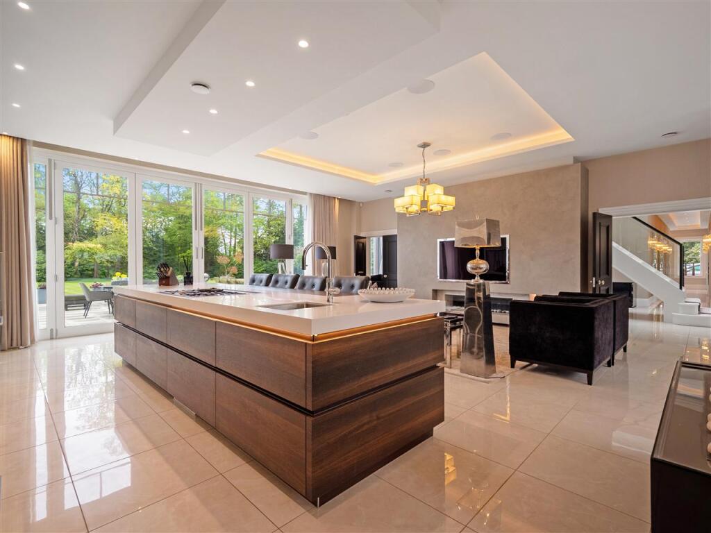 Additional image 13 of Earlswood Court, Leafy Lane, Solihull