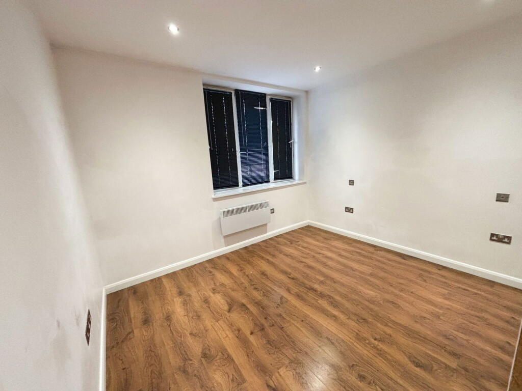 Additional image 5 of 38 Threadneedle House, Alcester Street, Redditch, B98 8BA