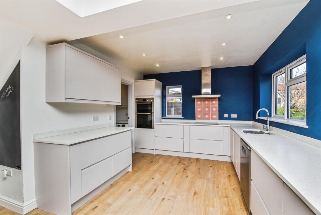 Additional image 4 of Robins Lane, FROME