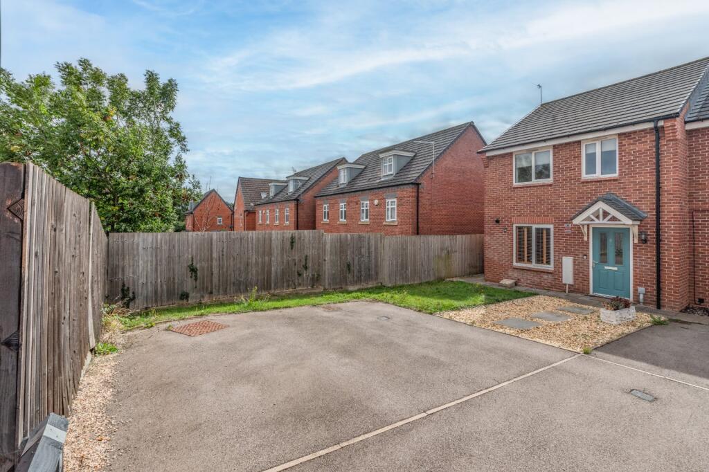 Additional image 12 of Hadlow Close, Greenlands, Redditch, B98