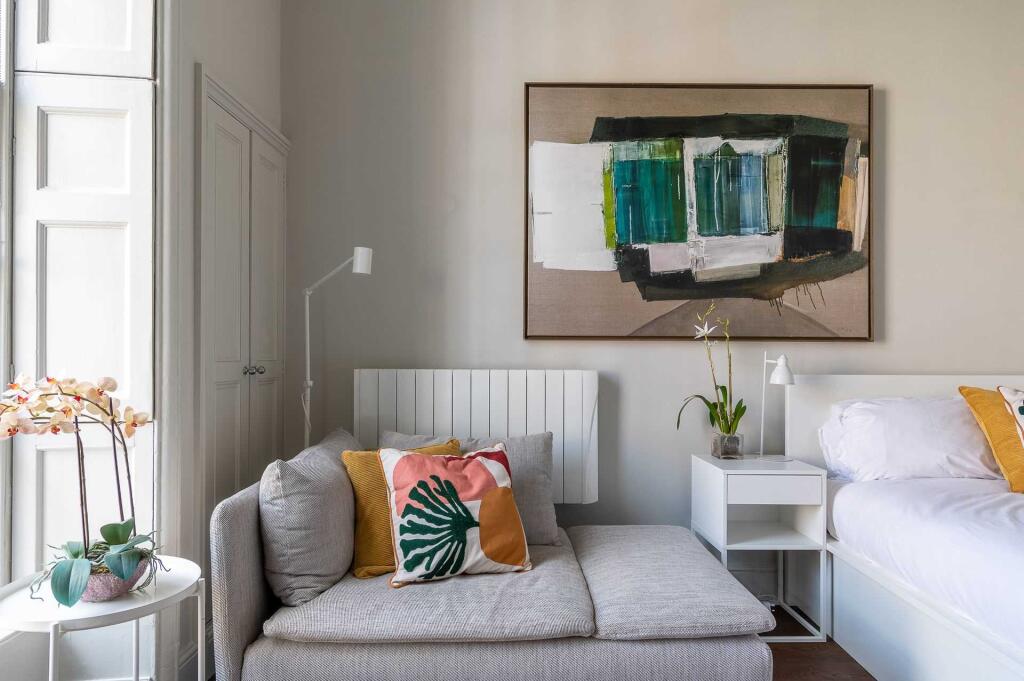 Additional image 3 of George Street, Bath