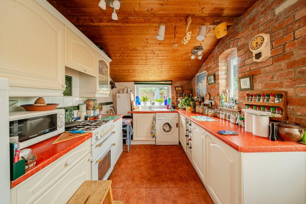 Additional image 4 of Avenue Road, Trowbridge